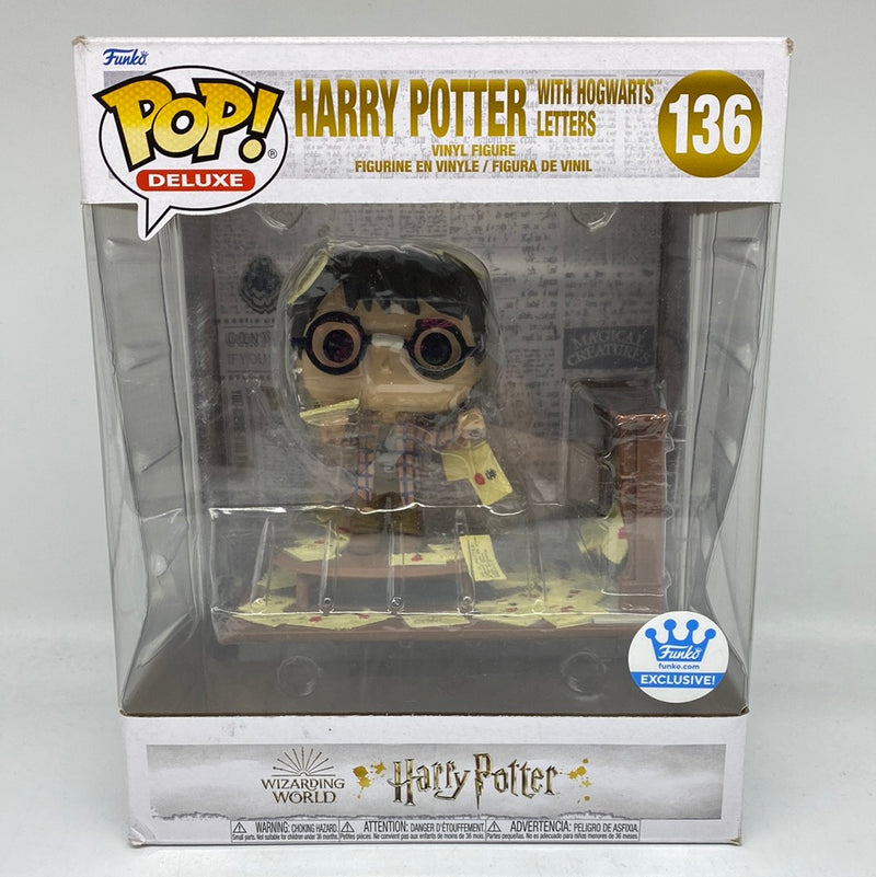 Harry Potter with Hogwarts Letters - Funko Exclusive