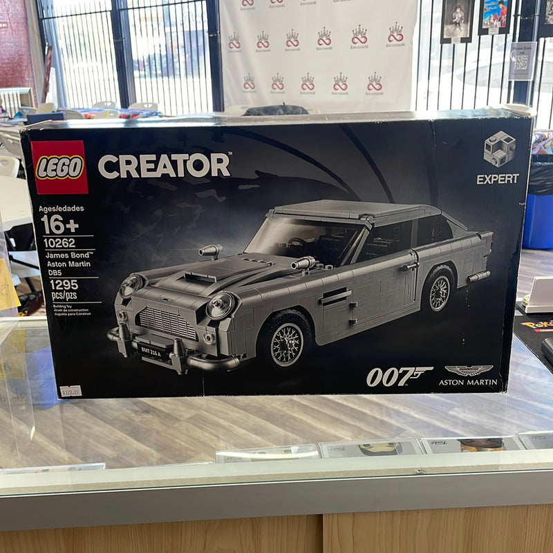 James Bond™ Aston Martin DB5 - 10262 - Opened but Complete