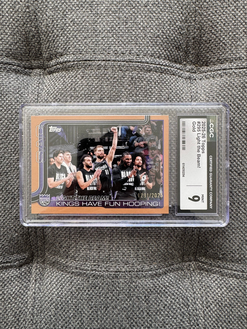 Sacramento Kings Light the Beam! #295 Gold /2025 – 2025-26 Topps – CGC 9 Mint