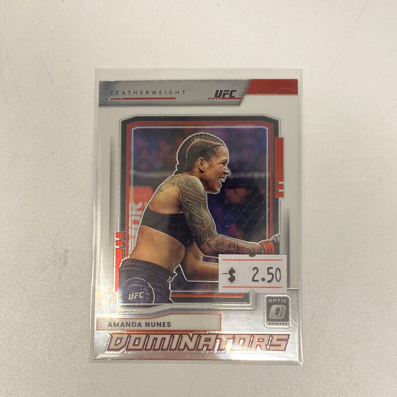 Amanda Nunes Silver Dominators Prizm 2022 Panini Donruss Optic UFC