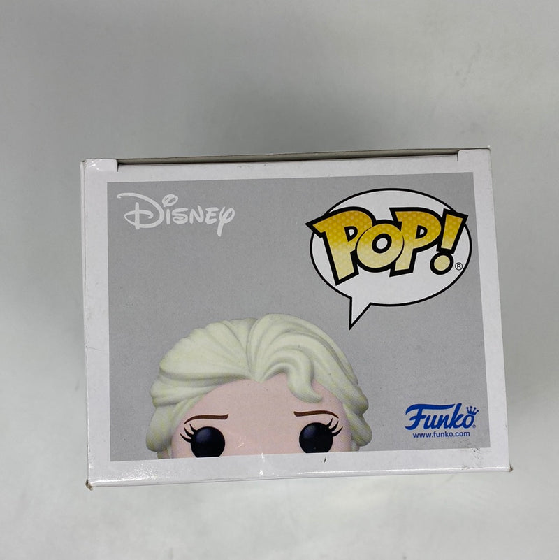 Funko Pop! Disney's Frozen: Elsa (Gold) with Pin