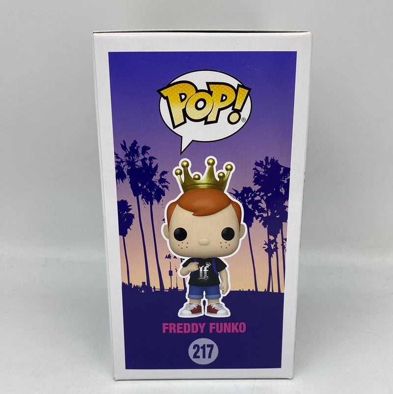 Funko Pop Freddy Funko with Loungefly Tee and Bag 217 Vinyl Figure E