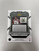 2022-23 Panini Prizm NBA GIANNIS ANTETOKOUNMPO Red Cracked Ice Near Mint