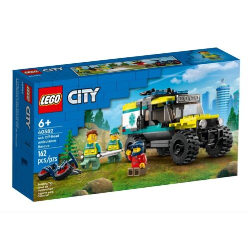 Lego City 4x4 Off-Road Ambulance Rescue Set 40582