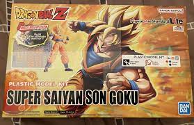 Super saiyan Son Goku Plastic Model Kit