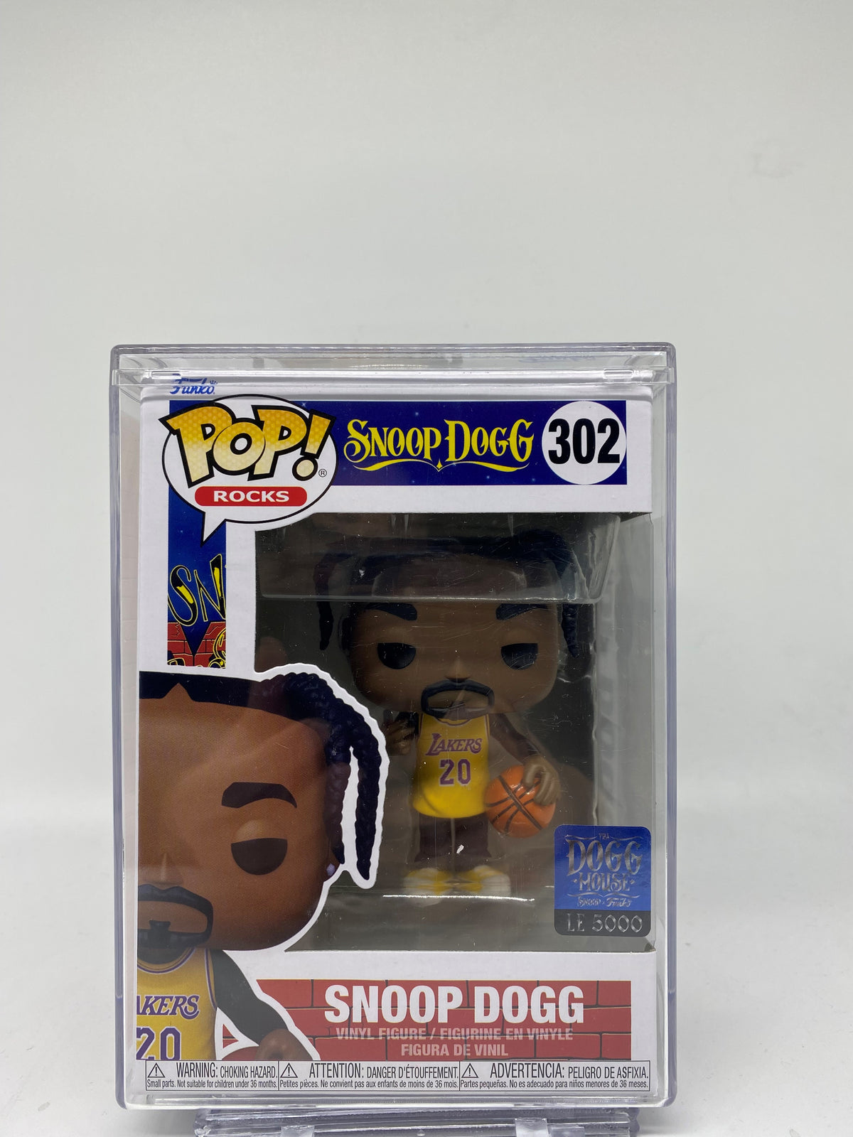 Funko outlet Pop! Snoop Dogg #302 Yellow Lakers Jersey LE 5k Pieces